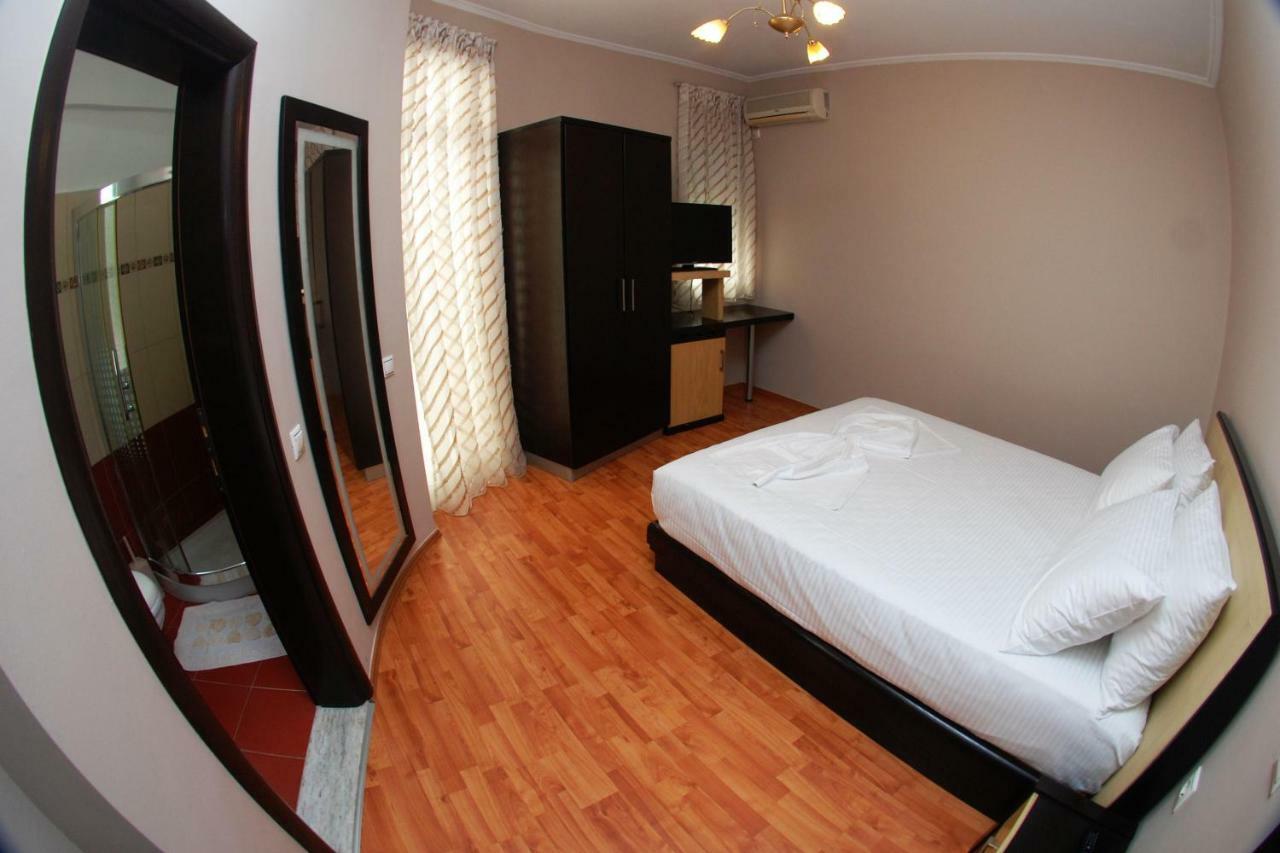 Hotel Ramo Saranda Ngoại thất bức ảnh