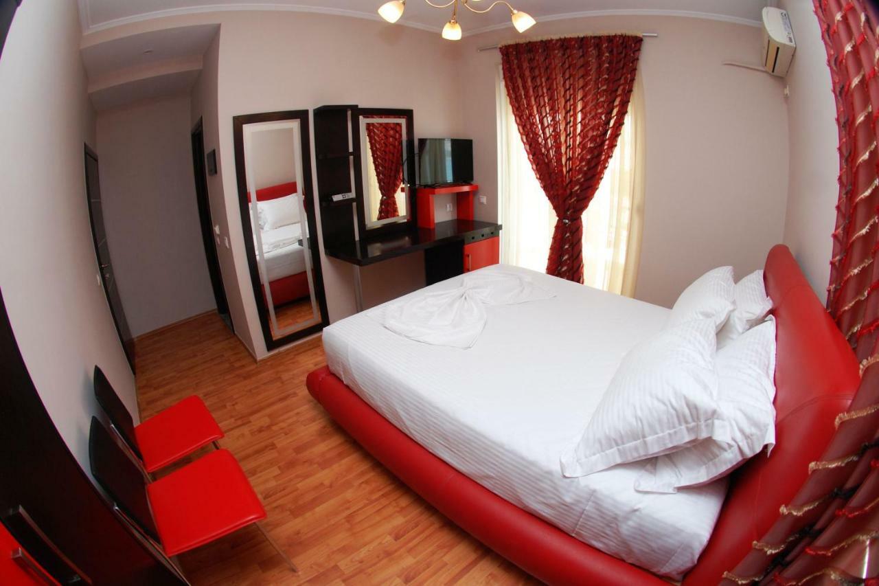 Hotel Ramo Saranda Ngoại thất bức ảnh