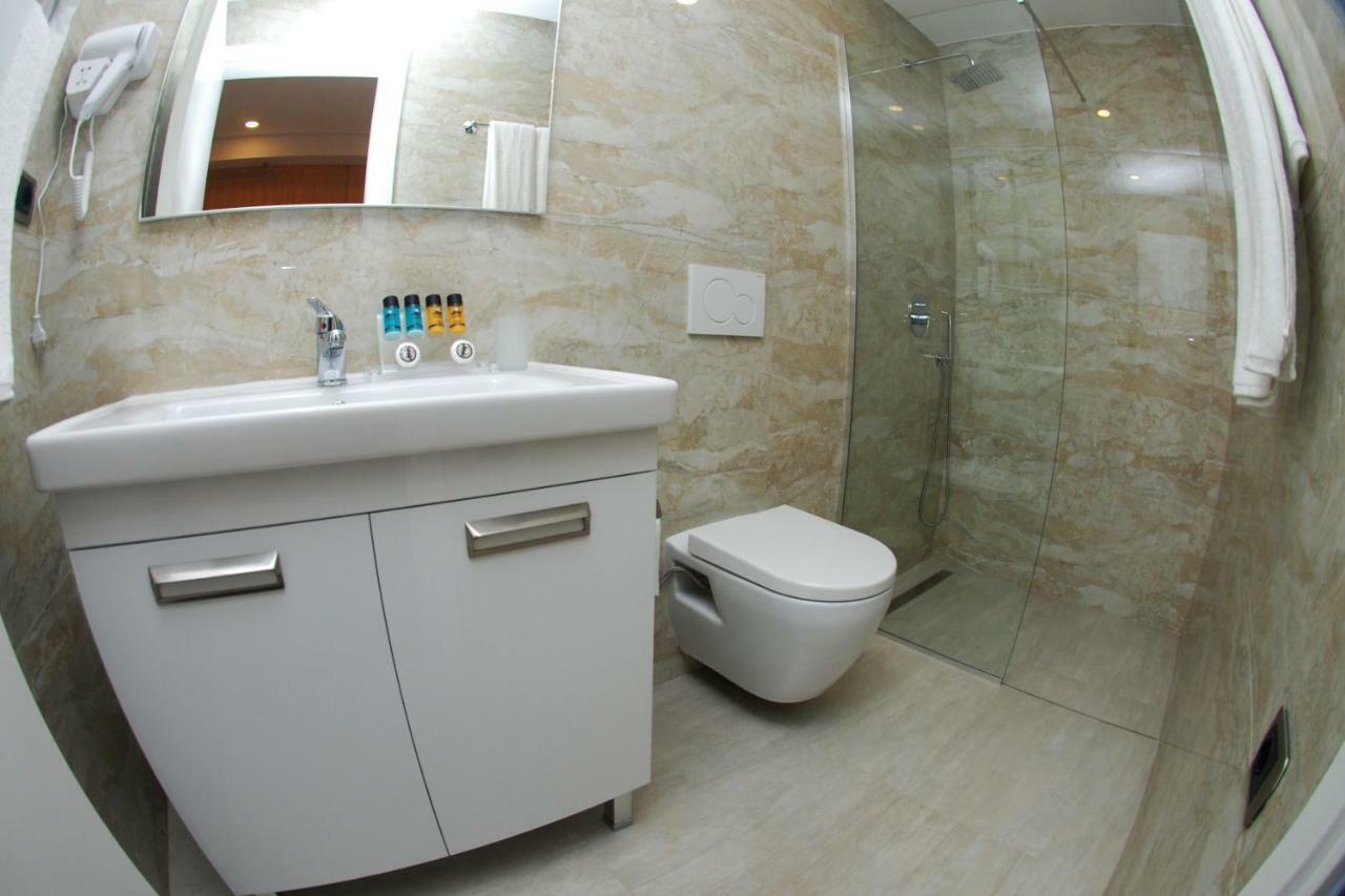 Hotel Ramo Saranda Ngoại thất bức ảnh